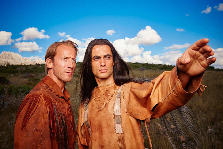 Old Shatterhand (Wotan Wilke Möhring) und Winnetou (Nik Xhelilaj) am Dienstag auf RTL.
