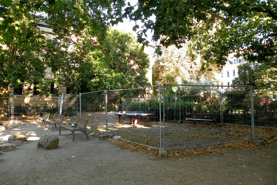 Bizarre Labyrinthe prägten 2018 zwischenzeitlich den Weißeplatz als Abgrenzung zwischen Schülern und Bürgern.