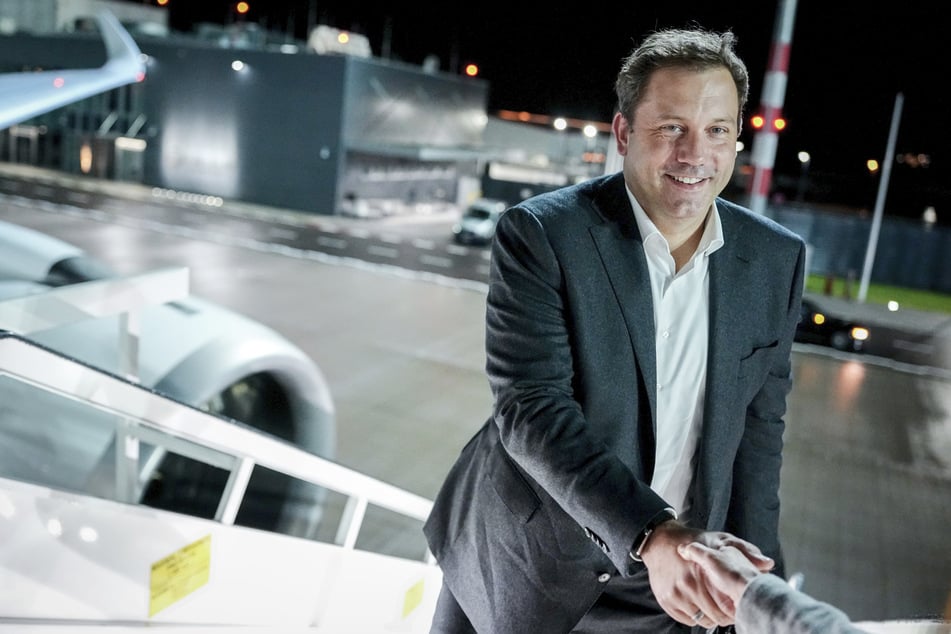 Vizekanzler Lars Klingbeil (47, SPD) reiste am Dienstag nach Washington zur Jahrestagung von Internationalem Währungsfonds und der Weltbank.