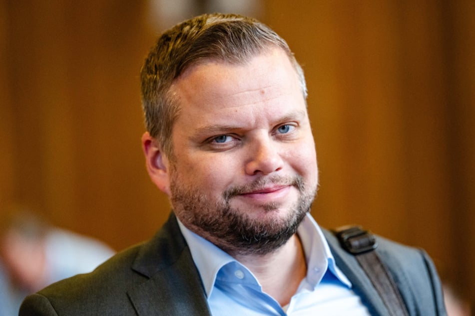 Michael Specht (40, CDU).