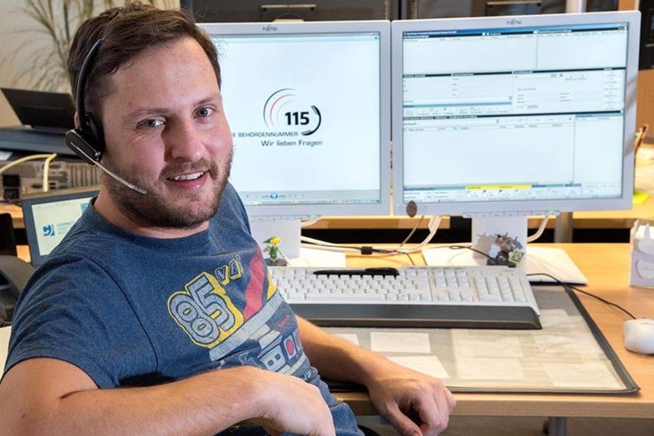 Die Behördennummer 115 boomt. Rund 230.000 Anrufe in reichlich vier Jahren. Philipp Ochmann (31) ist einer der Mitarbeiter im Chemnitzer Callcenter.