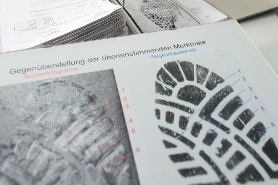 Rund 28.000 Schuhabdrücke befinden sich in der Datenbank. (Symbolbild)