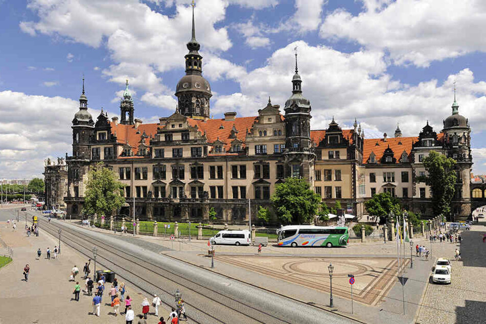 Das wiederhergestellte Residenzschloss in Dresden. Allein in diesem Jahr werden der Öffentlichkeit fünf sanierte Räume übergeben.