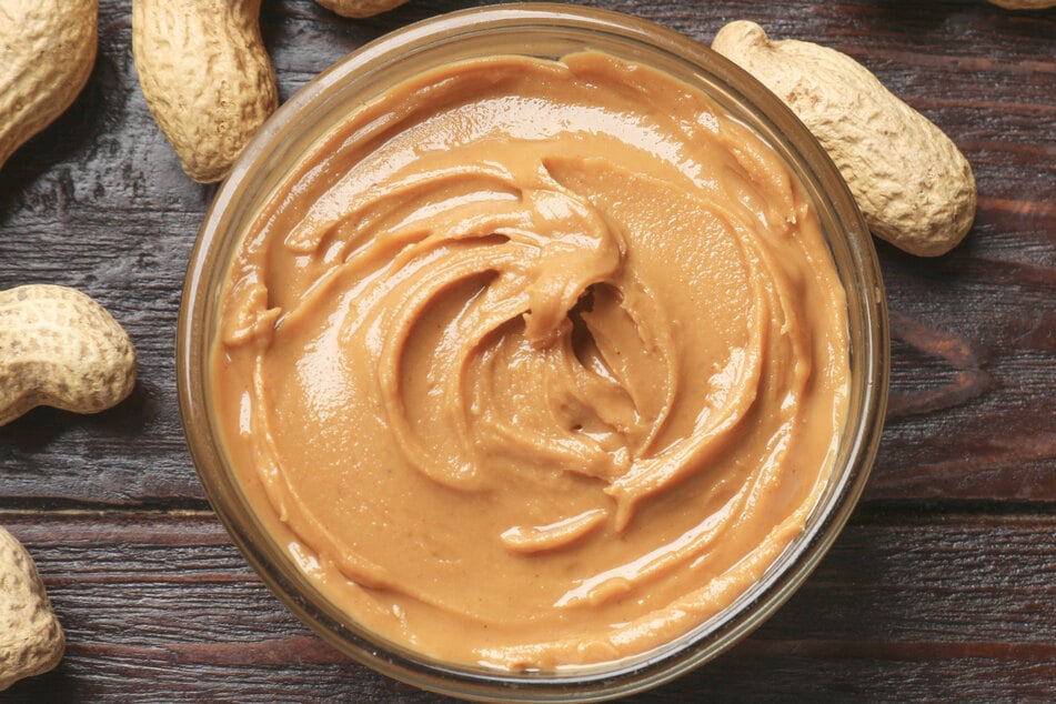 An Erdnussbutter scheiden sich die Geister. Der Aufstrich wird wohl gleichermaßen verdammt und vergöttert - zumindest hierzulande. (Symbolfoto)