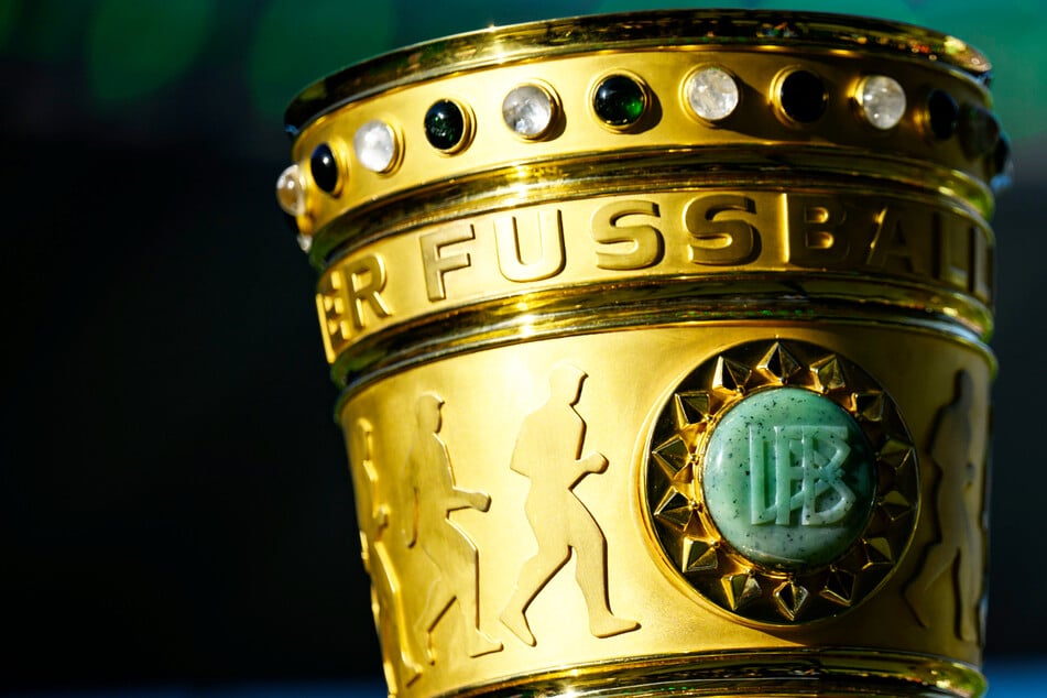 DFB-Pokal-Auslosung: Bayern und BVB müssen gegen Bundesligisten ran!