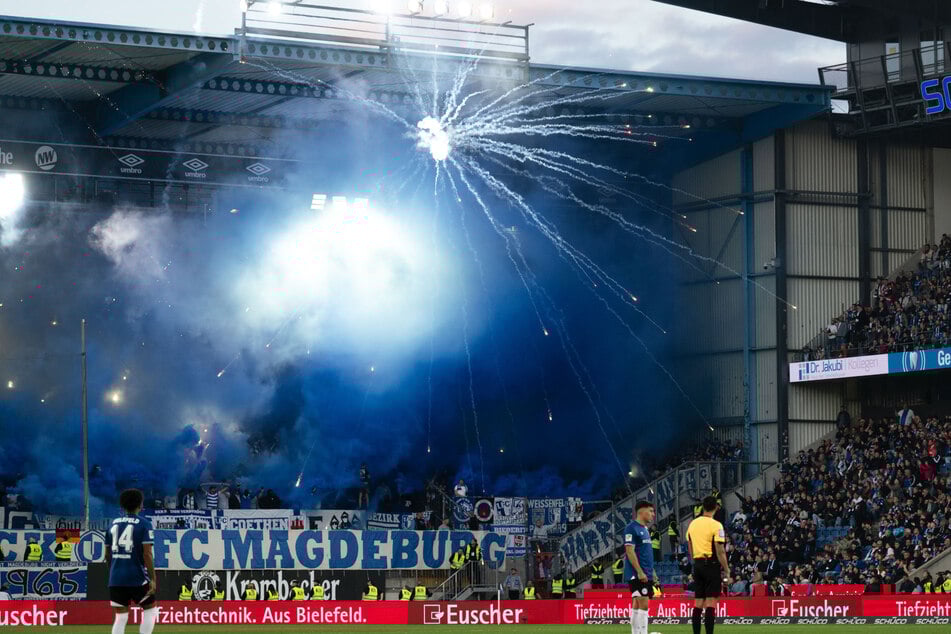 Der FCM musste in dieser Saison bislang 167.250 Euro Pyro-Strafe zahlen (Stand: 9. Februar 2026).