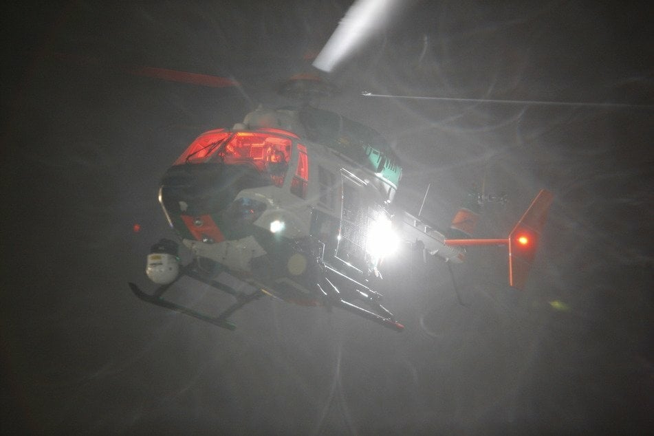Die Polizei Mettmann hat in der Nacht zu Dienstag eine intensive Suchaktion wegen vermeintlicher Hilferufe unternommen. (Symbolbild)