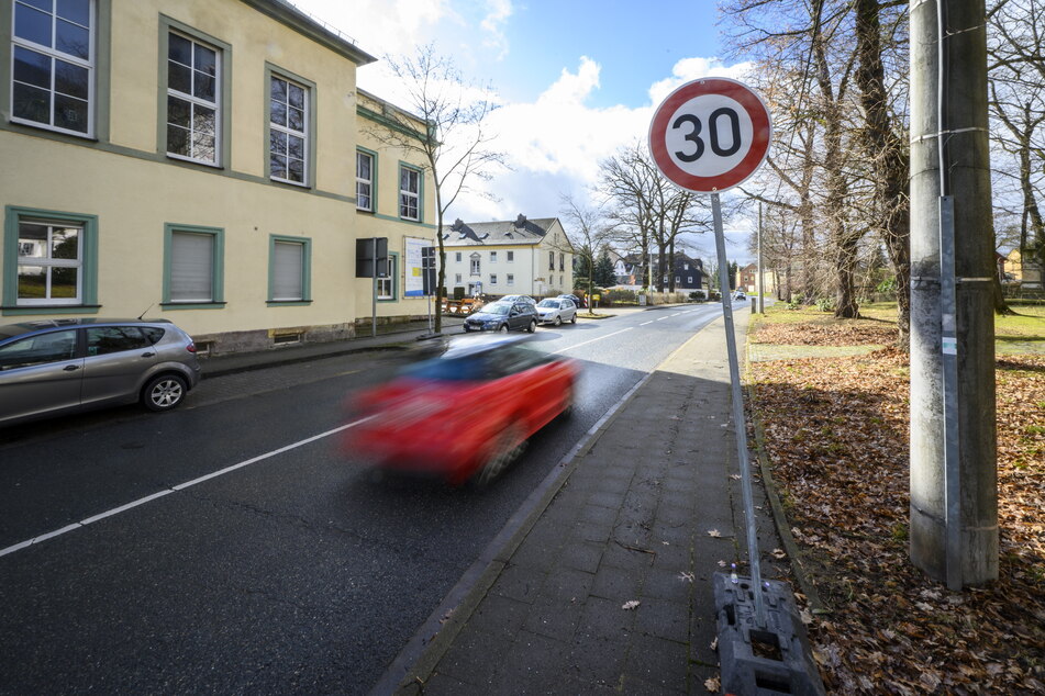 In der Zwickauer Straße gilt hier ab sofort Tempo 30.