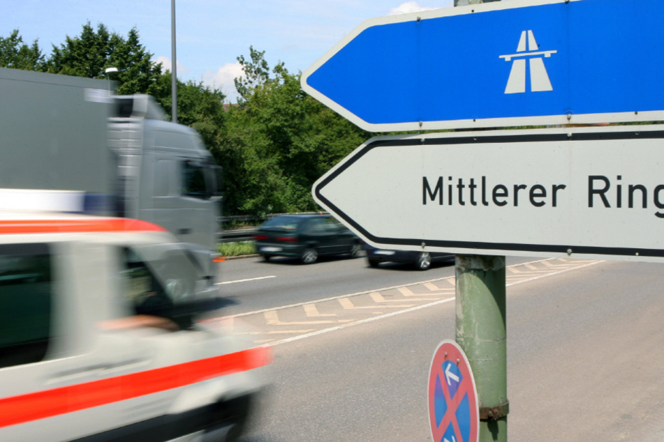 Teilweise bretterten die Fahrer mit 140 Kilometer pro Stunde über den Mittleren Ring. (Symbolbild)