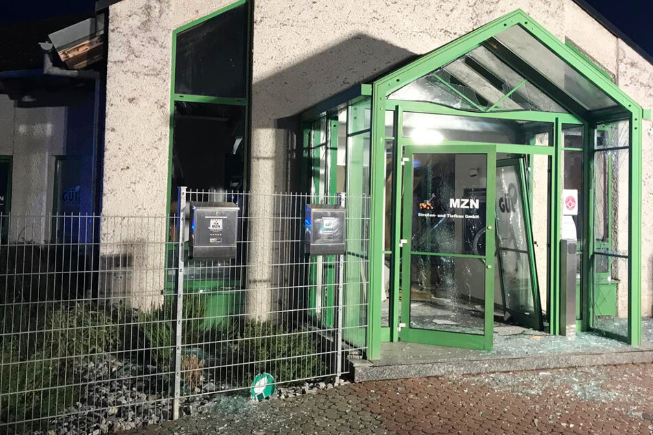 In Bingen-Dietersheim westlich von Mainz wurde am frühen Donnerstagmorgen ein Geldautomat gesprengt.