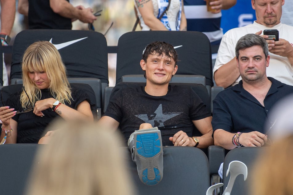 Fabian Reese (26) verfolgte die Hertha-Spiele trotz Verletzung im Stadion.