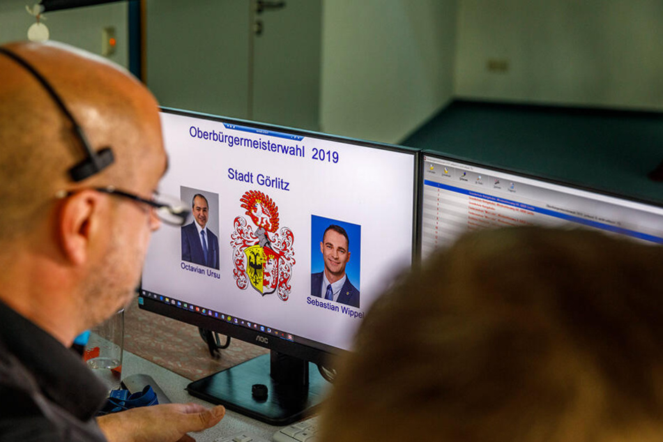 Im Technischen Rathaus der Stadt liefen die ausgezählten Stimmen der Wahlbezirke ein.