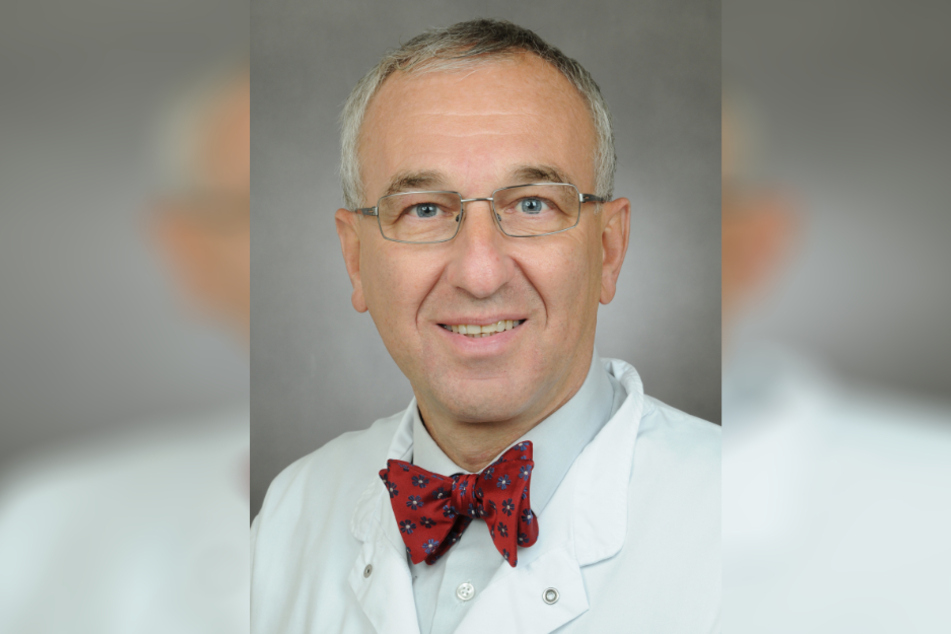 Prof. Wolfgang Schütte, Präsident der Krankenhausgesellschaft Sachsen-Anhalt, versucht, in der immer hitziger werdenden Debatte um möglicherweise mangelnde Intensivbetten für Klarheit zu sorgen.