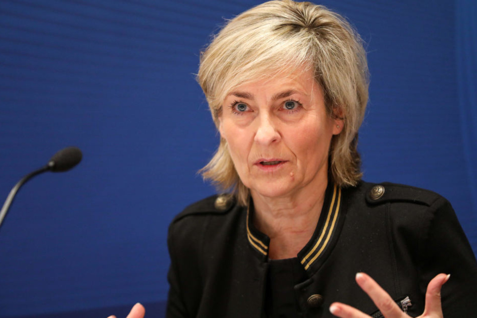 MDR-Intendantin Karola Wille (59) hat ihre Leute auf das Problem angesetzt.