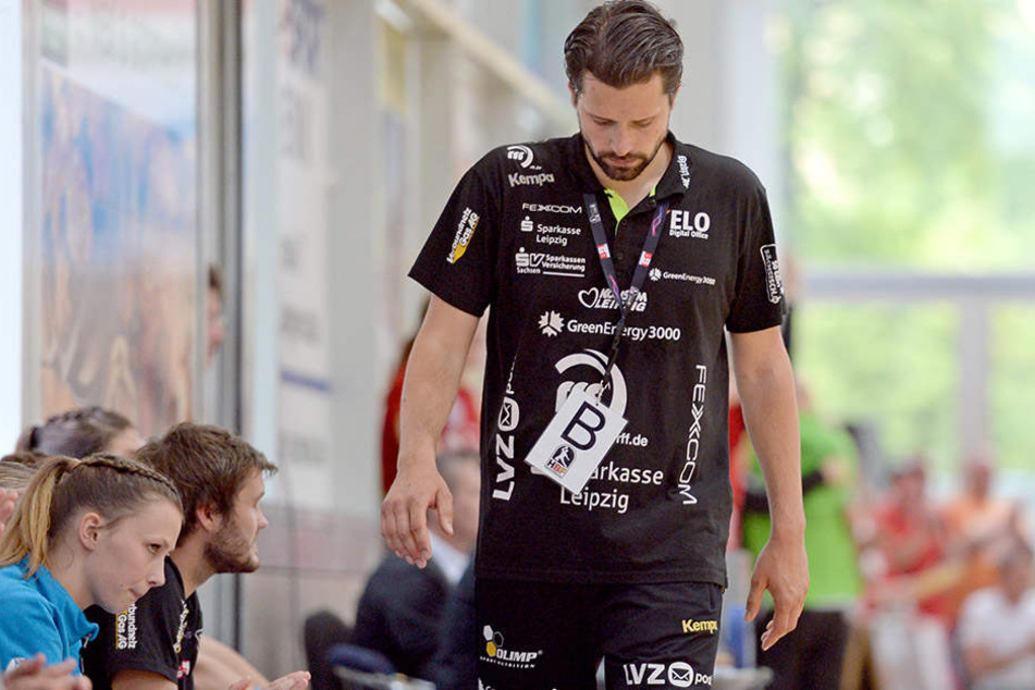 HCL-Trainer Norman Rentsch konnte seinen Frust über den Zwangsabstieg nicht verbergen.