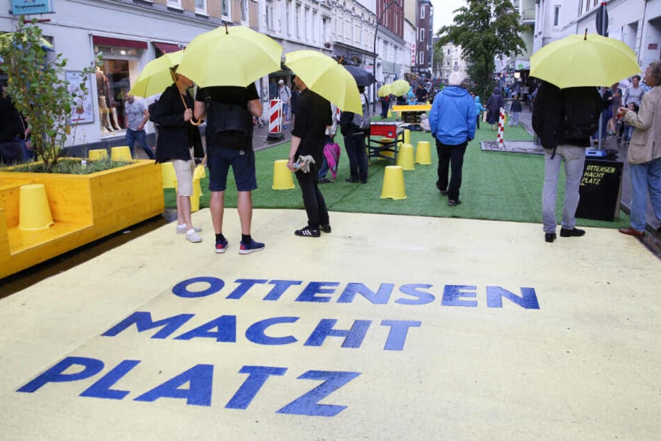 Unter dem Motto "Ottensen macht Platz" gibt es in Ottensen einen Testversuch zur autofreien Zone.