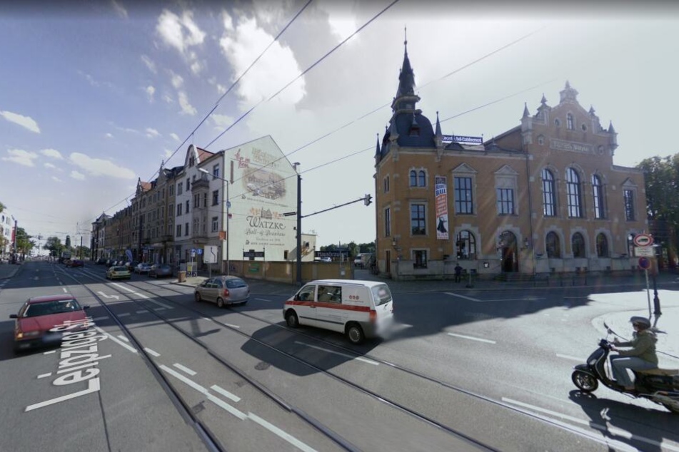 An dieser Ecke der Leipziger Straße/Kötzschenbroder Straße ist die Aufnahme entstanden.