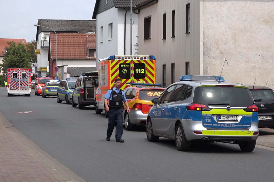 Ein Großaufgebot der Polizei eilte zum Einsatzort nach Eschollbrücken.