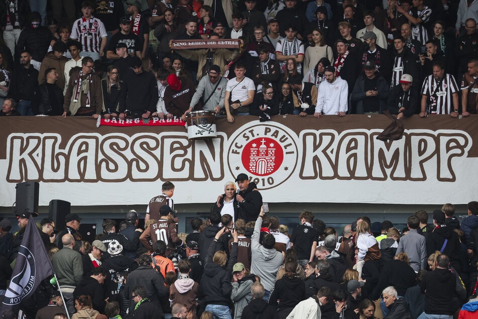 In der Saison 2025/2026 ist der Klassenkampf des FC St. Pauli nicht geglückt.