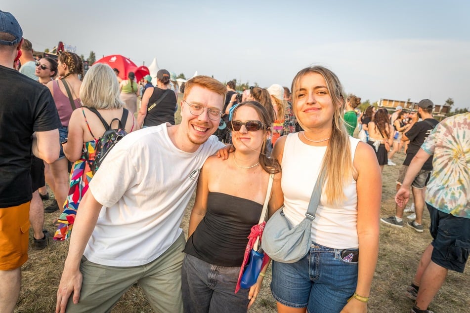 René aus München ist zum zweiten Mal beim Highfield und hat diesmal auch seine Freundinnen Franziska (Mitte) und Miriam mitgebracht.