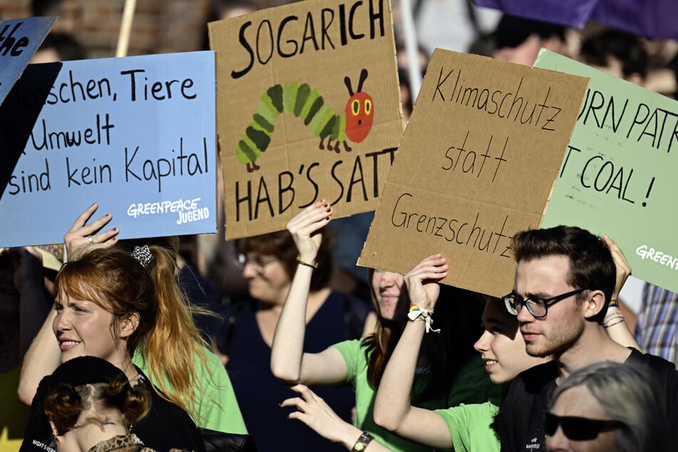 Bereits im vergangenen September hatten sich Tausende Anhänger der Bewegung "Fridays for Future" in der Kölner Innenstadt versammelt, um für mehr Klimaschutz zu protestieren.