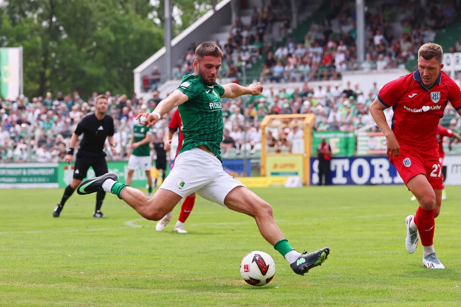 Tyron Profis (24) konnte sich bei Chemie Leipzig bislang noch nicht in die Stamm-Elf schießen. Vielleicht bekommt er nun in Greifswald die nächste Startelf-Chance.