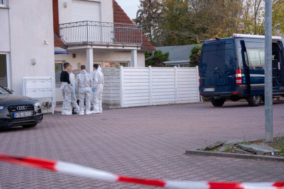 Die Leiche wies mehrere Stichverletzungen auf.