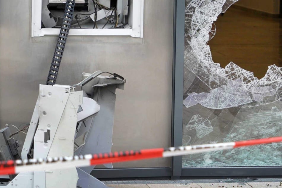 Vor Ort entstand ein hoher Sachschaden (Symbolfoto).