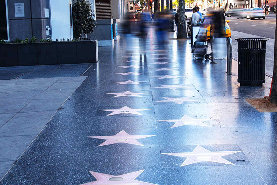 Der "Walk of Fame" in der US-amerikanischen Millionenmetropole Los Angeles ist die Straße des Ruhmes für Künstler.