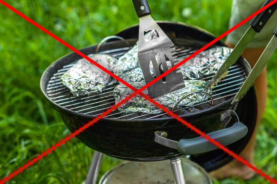Alufolie sollte auch nicht beim Grillen genutzt werden.