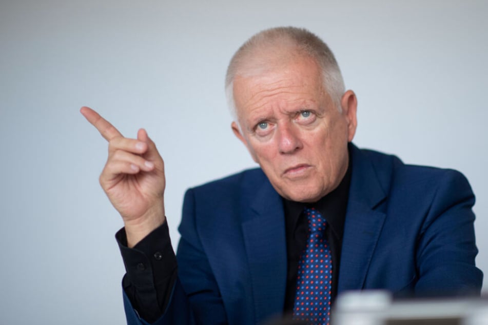 Tritt er nochmals an oder nicht: Am Dienstag gibt Fritz Kuhn Auskunft.