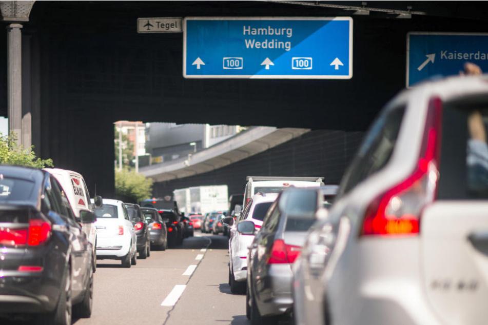 A100 Durch Hitze Aufgeplatzt Sperrung Und Mega Stau 24