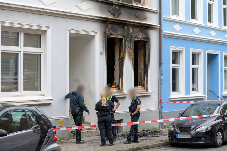 Hamburg: Zwei Tote nach Brand in Mehrfamilienhaus: Opfer identifiziert