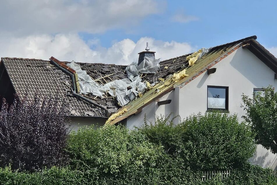 Einige Schäden des Tornados wurden erst im Tageslicht sichtbar.