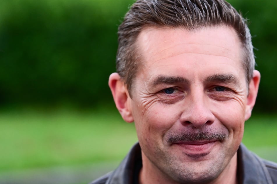 Klaas Heufer-Umlauf überrascht mit Geständnis: "In mir lebt ein Angeber"