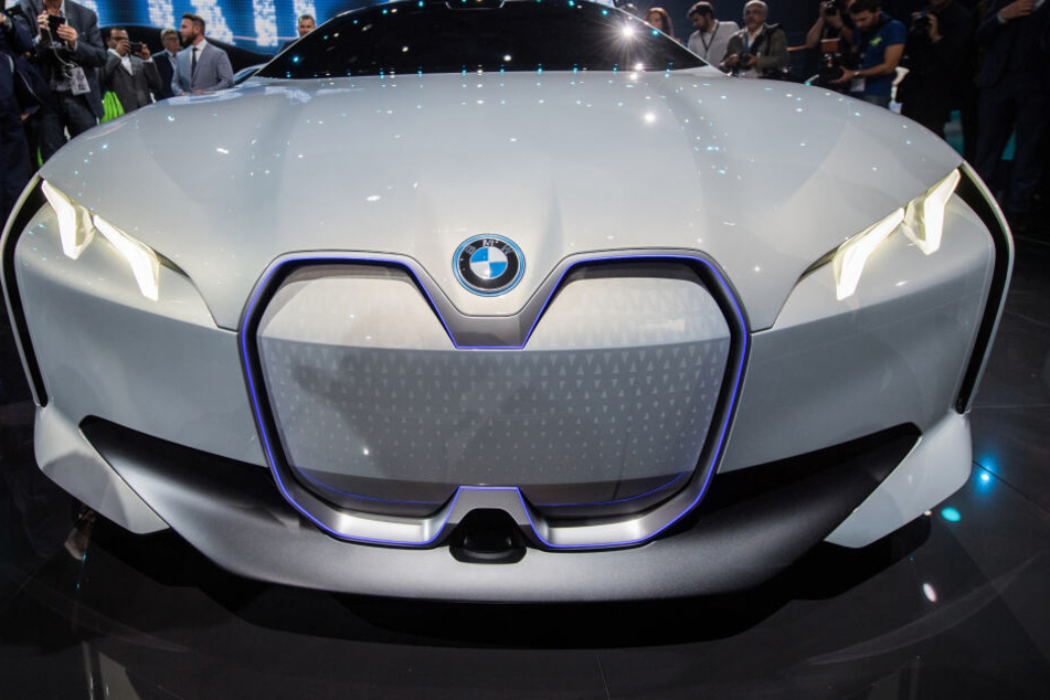 Mit den Batteriezellen werden hauptsächlich Elektro-Autos mit Strom versorgt.