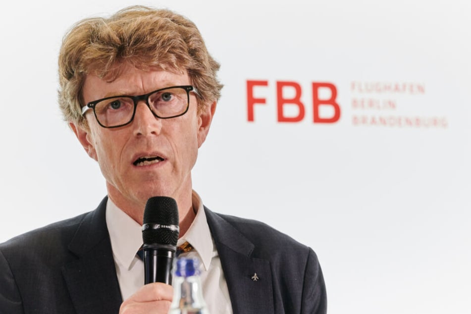 Engelbert Lütke Daldrup, BER-Chef, unter Feuer: nun will der Verkehrsminister Klarheit.