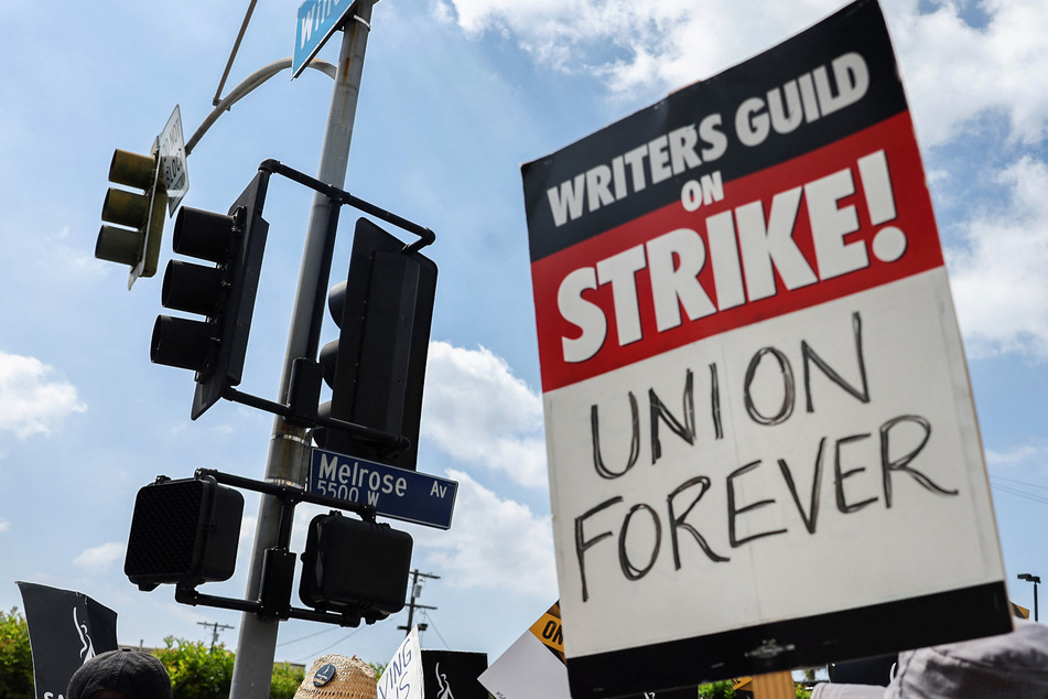 Writers' guild leaders to meet on Hollywood studio offer to potentially end strike