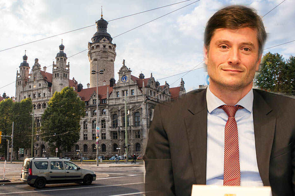 Ordnungsbürgermeister Heiko Rosenthal (r.) beschreibt die Pläne der Erhöhung der Sicherheit in Leipzig.
