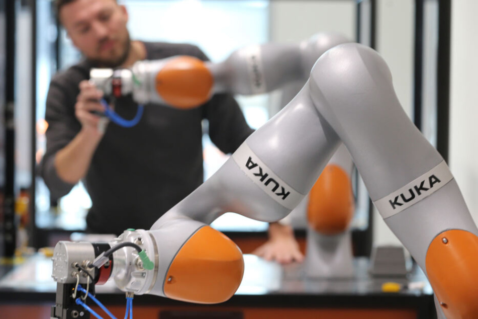 Kuka bekommt die Verunsicherung wegen des Handelskriegs deutlich zu spüren.