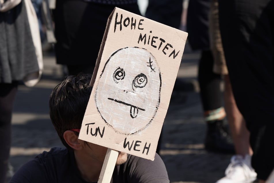In Dresden und Leipzig klettern die Mieten - Protest ist vorprogrammiert.