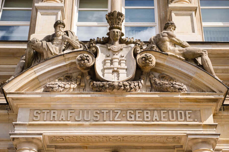 Der Prozess findet vor dem Hamburger Amtsgericht statt.