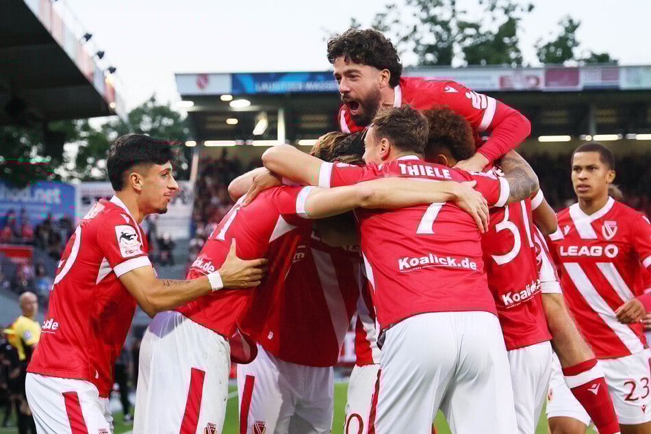 Energie feiert die frühe Derby-Führung
