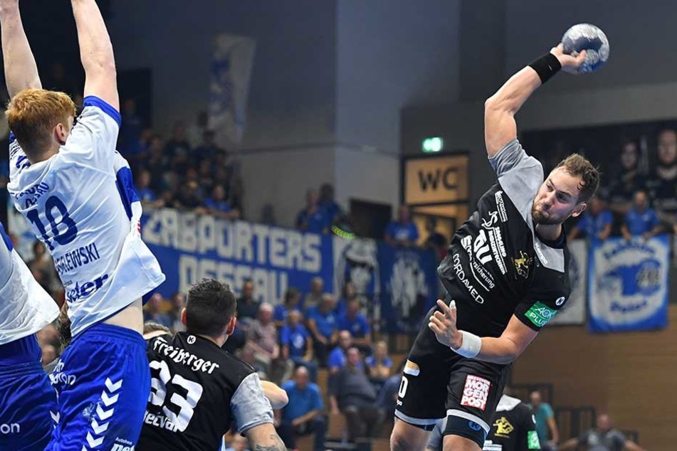 Der HC Elbflorenz mit Marc Pechstein im Angriff. Können Pechstein & Co. morgen endlich den ersten Saisonsieg feiern?