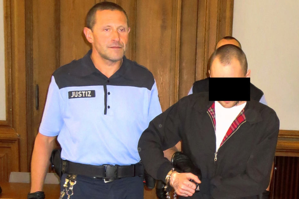 Der Täter: Tobias K. (26) wurde wegen Mordes aus Habgier zu lebenslanger Haft 
verurteilt.