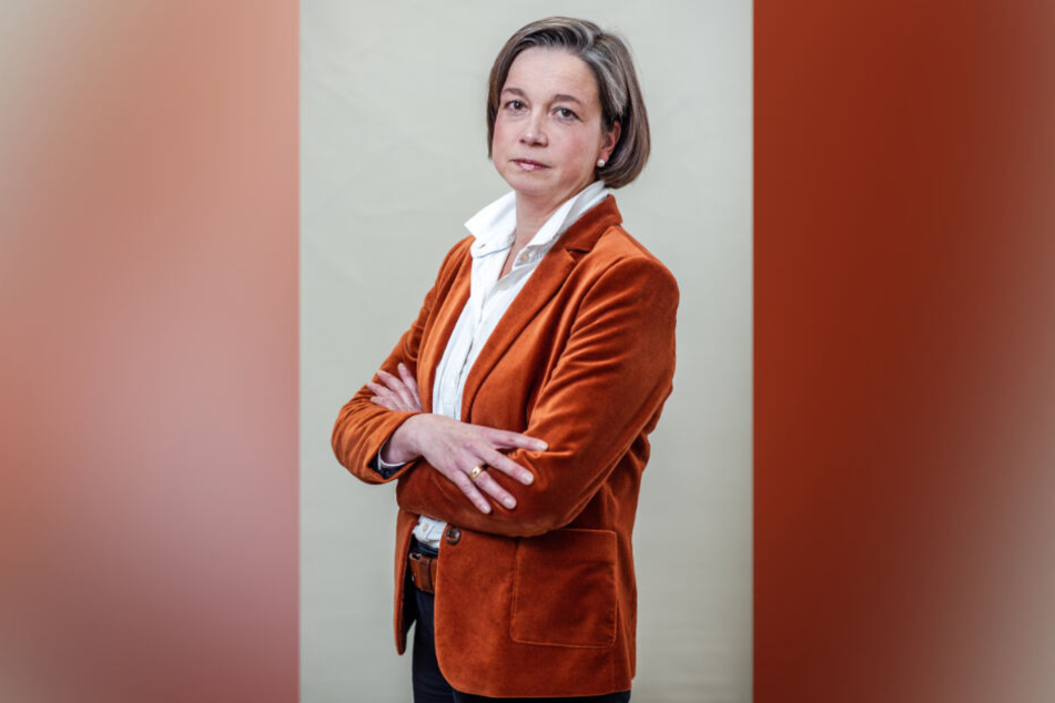 Unter anderem CDU-Politikerin und OB-Kandidatin Almut Patt (51) will sich für neue Regeln auf dem Brühl stark machen.