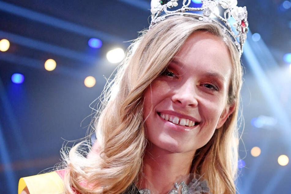 Nadine Berneis aus Stuttgart, wird im Europa-Park zur "Miss Germany 2019" gekürt.