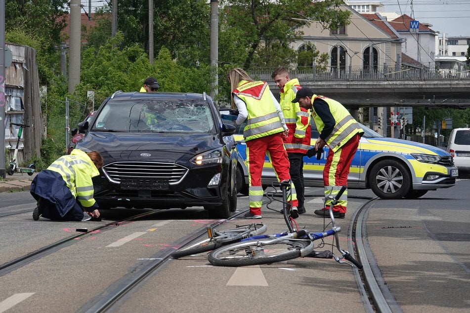 Rund 35 Prozent der Verkehrstoten und Verletzten auf Sachsens Straßen waren Fußgänger und Radfahrer.