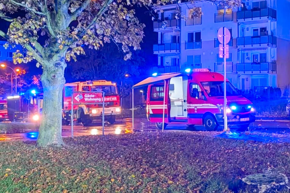 Wohnungsbrand in Zeitz: 40 Bewohner evakuiert, fünf Verletzte