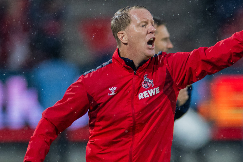 FC-Coach Timo Schultz (46) muss seine Mannschaft im Abstiegsfinale in Heidenheim gehörig umbauen.